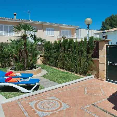 By Villa Playa de Muro (Mallorca)